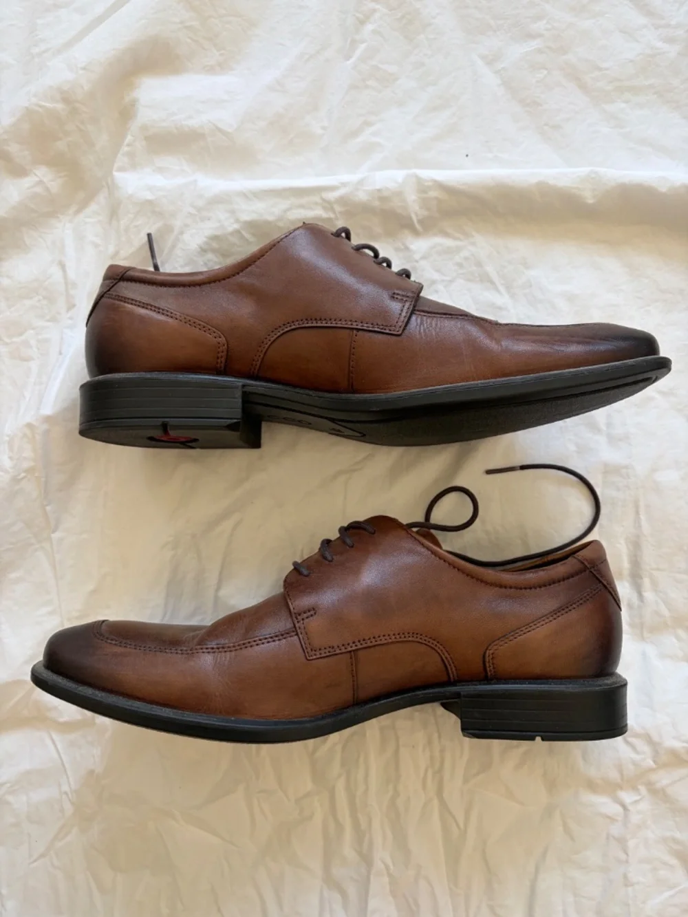 Ecco Size 9 Lace up Shoes